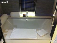 大大的浴缸&nbsp;璞丽的浴缸是出了名的哦-上海璞麗酒店