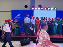 -班达拉奈克国际机场