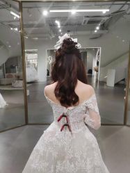 -艾米丽婚纱礼服