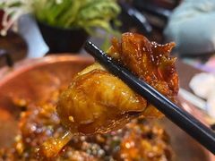 -虾弄弄海派小龙虾·牛羊蝎子火锅