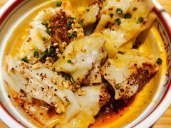 -八二小区抄手(龙湖上城天街店)