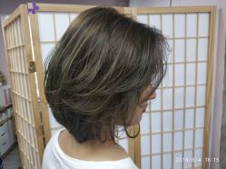 -藤野造型烫发染发