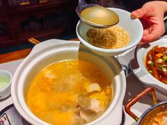 老鸡汤泡炒米-宋徽厨·安徽菜(绿地店)