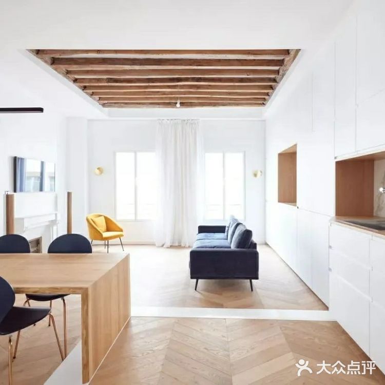 75平巴黎小公寓，轻奢原木风舒适又好看！