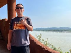 -峨眉山世纪阳光大酒店(峨眉高铁站店)