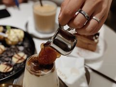 -露露家咖啡店