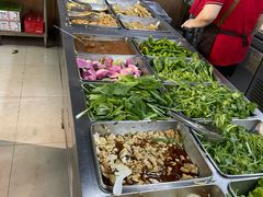 -食里香自助快餐(香槟小镇店)