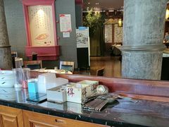 -八府香鸭·啫啫煲(华山路店)