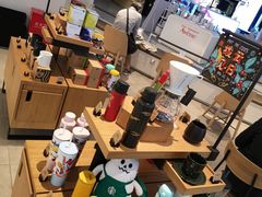 零售区-星巴克臻选(上海淮海百盛购物中心店)