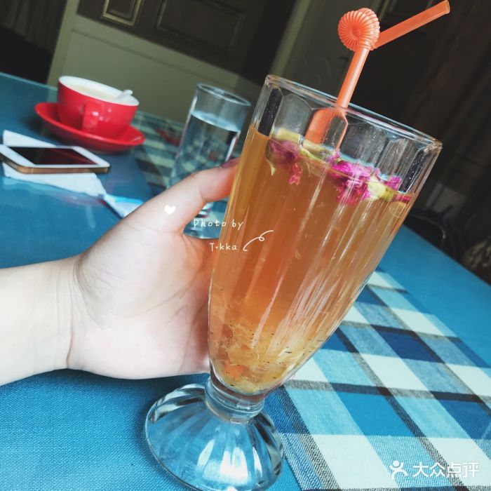 金沙来茶餐厅玫瑰柚子茶图片 - 第1张