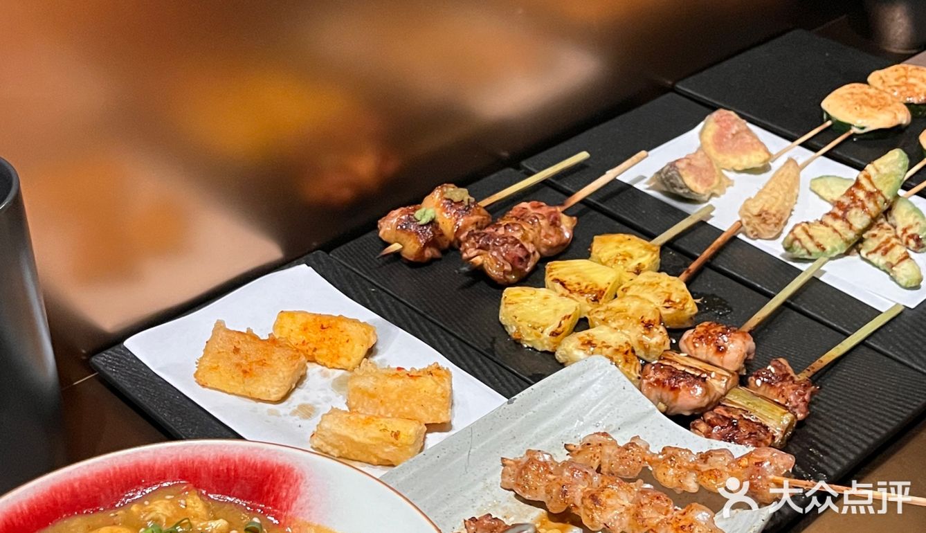 万达这家烧鸟店!好有情调…. 好好吃