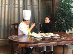 -功德林(南京西路店)