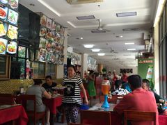 大堂-祝家饺子馆