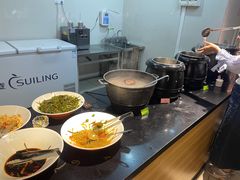 -感恩心素食馆(百世广场店)
