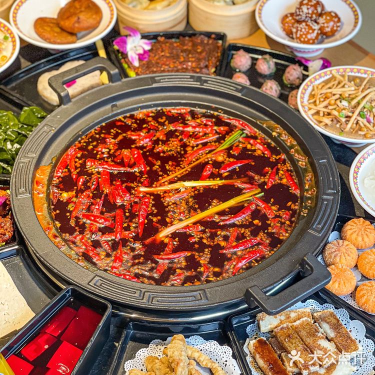 成都仅1家❗️吃遍40➕道四川小吃的重庆老火锅