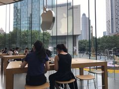 -Apple零售店(新街口店)