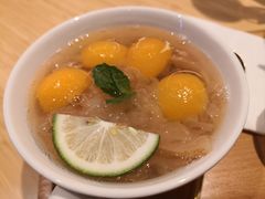 雪梨银耳枇杷-炖物24章·顺时轻养茶(黄龙店)