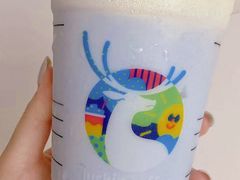 瓦尔登蓝钻瑞纳冰-瑞幸咖啡(外滩SOHO店)