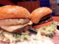 -The Habit Burger Grill 哈比特汉堡(复兴soho店)