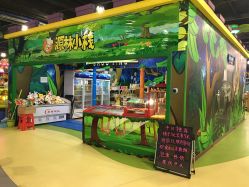-维佳童话镇演出现场(徐东店)