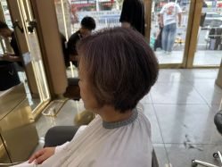 -一東造型烫发染发