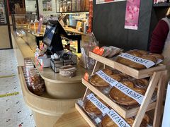 -老梦面包CHEZMOREL(麦子店)