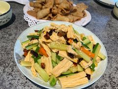 -华盛园卷子王农家菜水库鱼