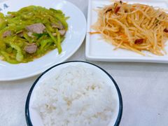 -人和啤酒屋海鲜大排档(营口路店)