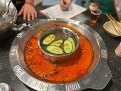 -洞亭火锅(防空洞总店)