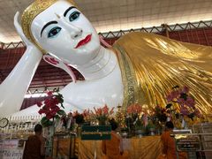 -ခြောက်ထပ်ကြီးရွှေသာလျောင်းဘုရားကြီး