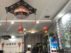 大堂-壹阁胡羊焖饼(特色小吃街店)