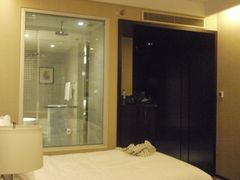 -上海龙之梦万丽酒店