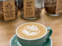 卡布奇诺-COFFEE HOLIC(朝外SOHO店)