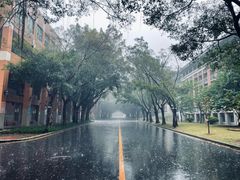 -广东外语外贸大学(白云山校区)