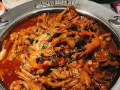 -胖哥俩肉蟹煲(湖滨银泰in77店)