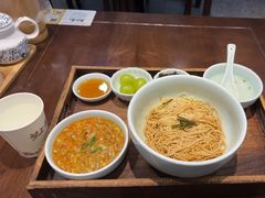 -蟹上黄·蟹黄面·江南糖水(人民广场店)