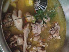 -佘记全家福芋儿鸡(向阳街总店)