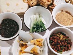 -皖小斌·小葱伴豆腐(丰收路店)