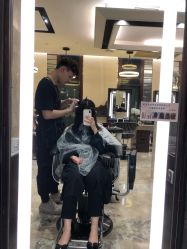 -AKOZO Beauty Salon