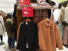 -优衣库(上海金桥国际商业广场店)