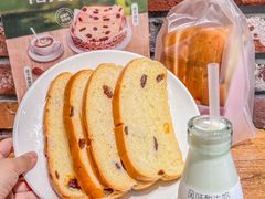 -皇冠幸福里动物奶油生日蛋糕(万达店)