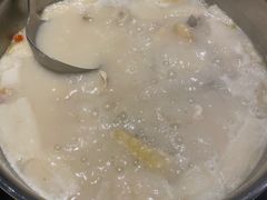 -煲王粤菜餐厅(中侨中心店)