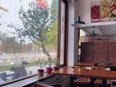 -梦旅人咖啡馆快餐(成府路北河沿小区店)