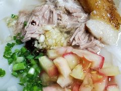 -巍山𤆵肉饵丝