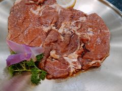 -臻牛烤肉