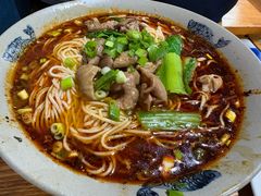 -丁丁猫重庆小面(徐州路店)