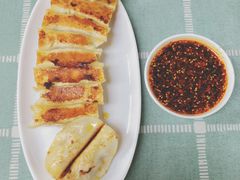 虾肉锅贴-众口斋锅贴(银泰城店)