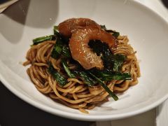 开洋葱油拌面-屋里厢上海菜馆