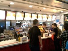 -麦当劳(深圳北站高铁店)