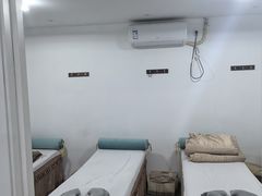 -龙脊堂龙氏推拿 整脊(陆家浜店)